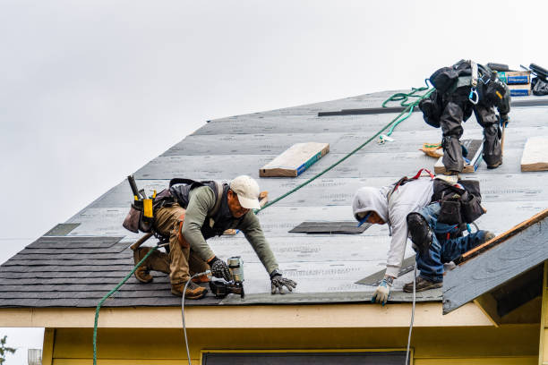 Professional Gutter Installation technician working in Chicago Park, CA